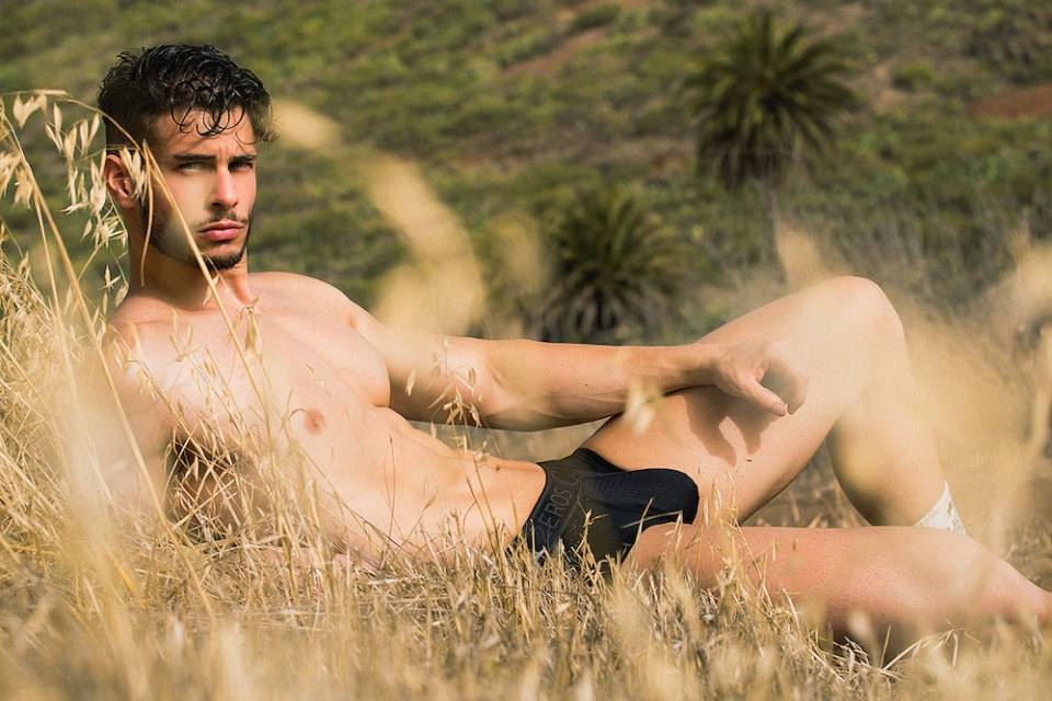 Hot guy in underwear 293