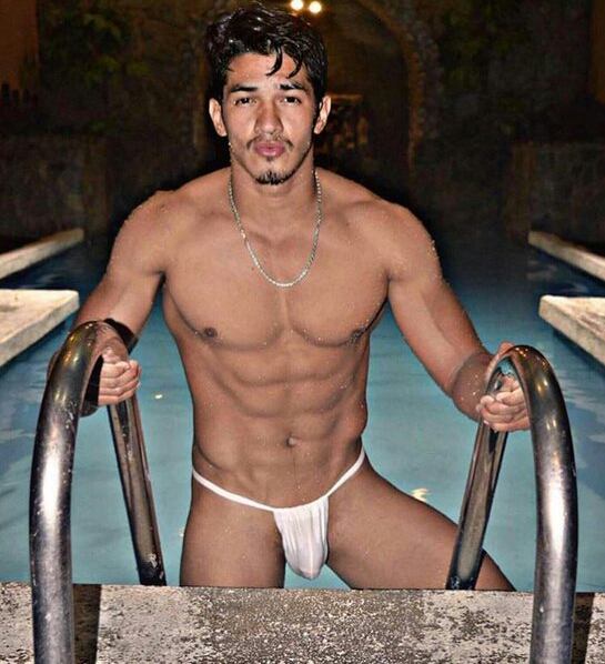 hot male 247 (18+)