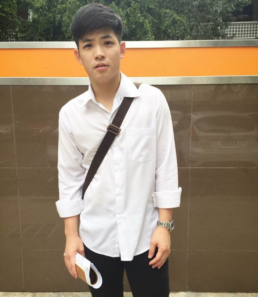 แต่งตัวไม่เรียบร้อยโดนตีนะคะ 2,256