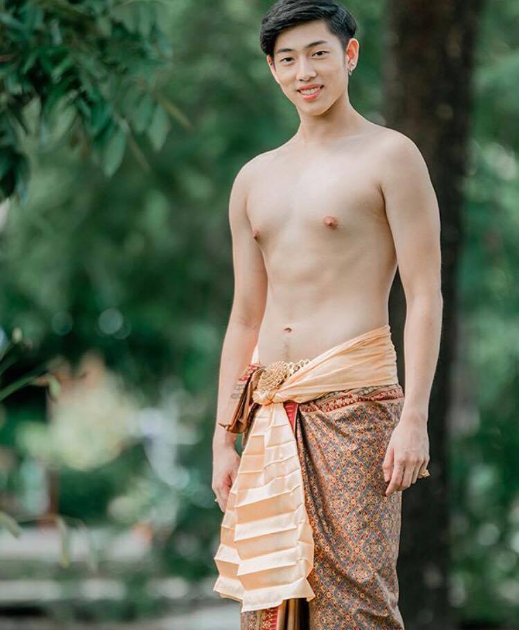 ลอยกระทงที่ม.เกษตรกันครับ