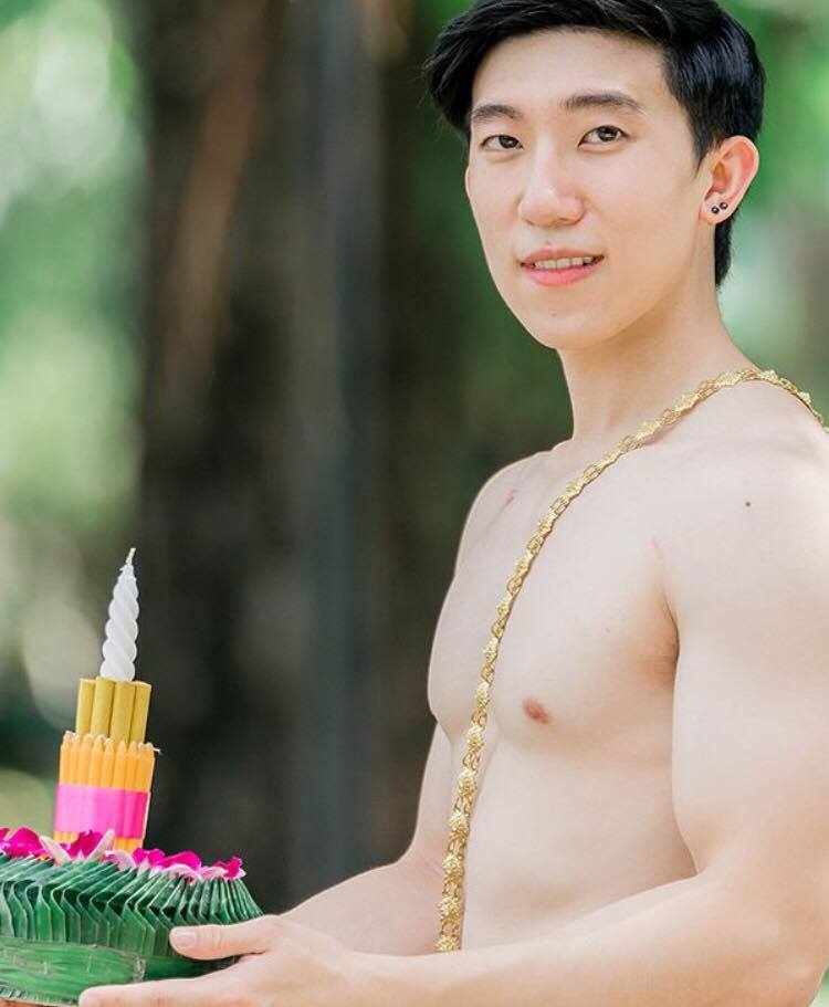 ลอยกระทงที่ม.เกษตรกันครับ