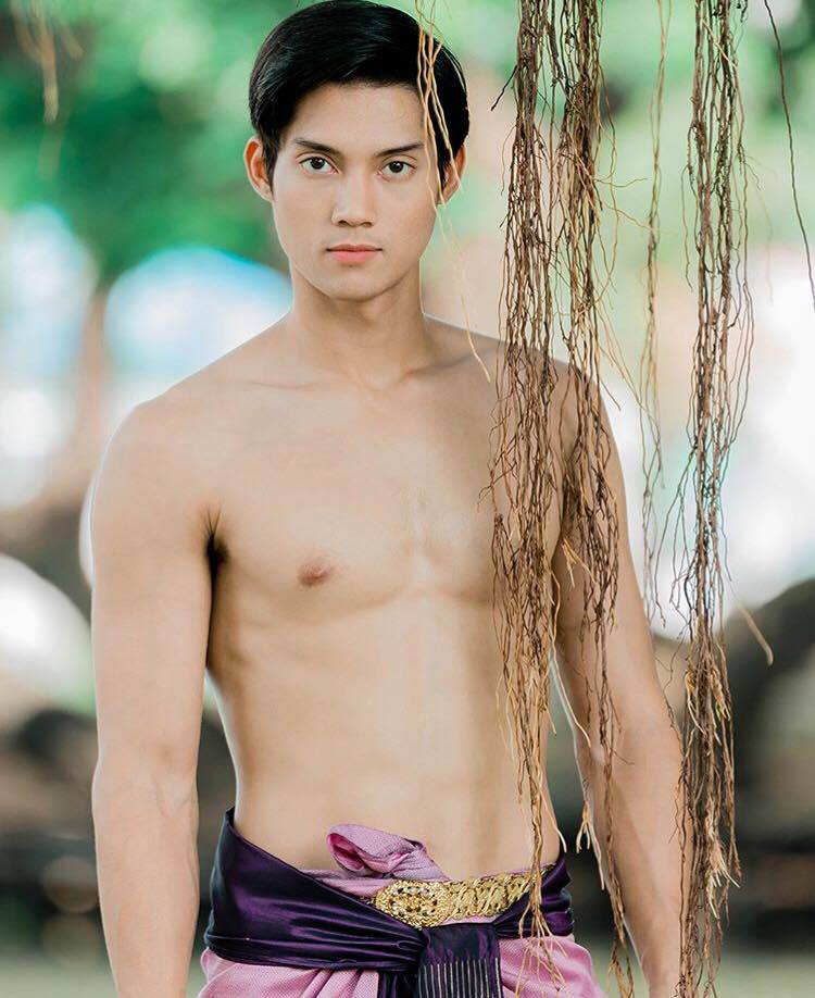 ลอยกระทงที่ม.เกษตรกันครับ
