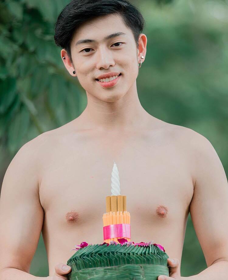 ลอยกระทงที่ม.เกษตรกันครับ