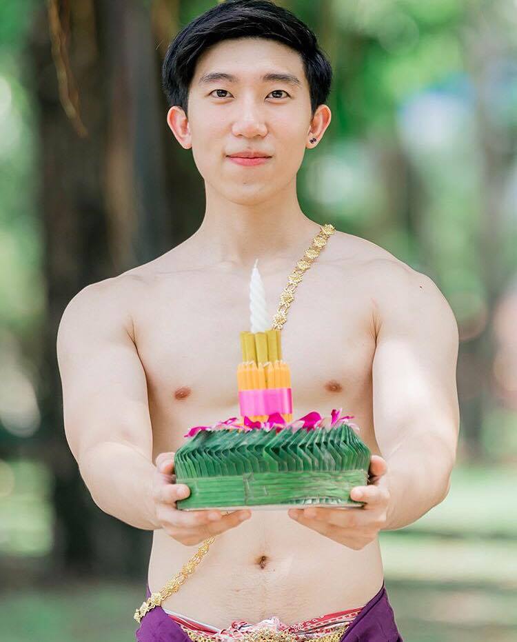 ลอยกระทงที่ม.เกษตรกันครับ
