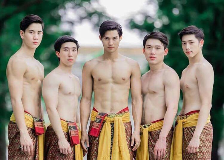 ลอยกระทงที่ม.เกษตรกันครับ