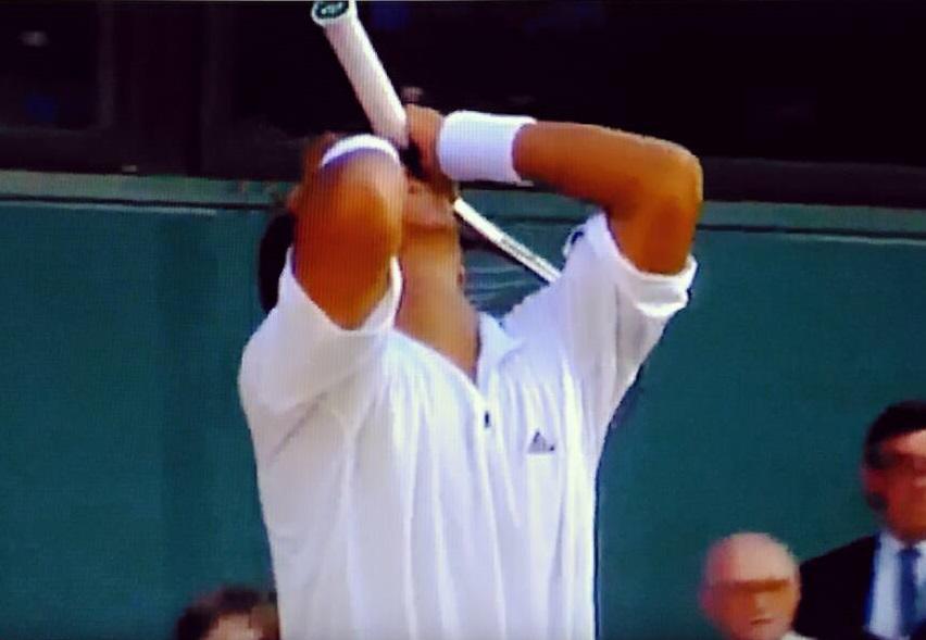 ภราดร ศรีชาพันธุ์(ซุปเปอร์บอล) World Tennis