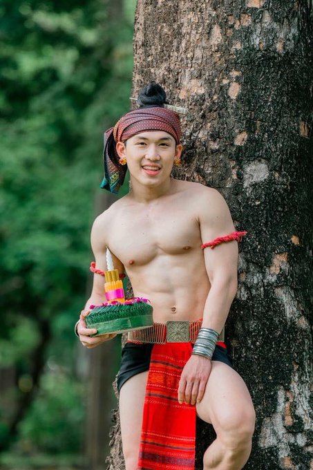 hot male 248 (18+)