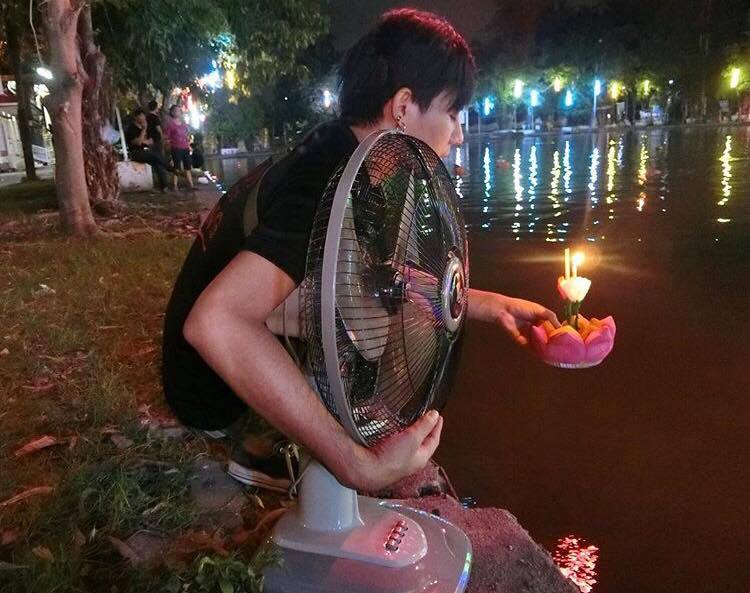 เก็บตกลอยกระทง