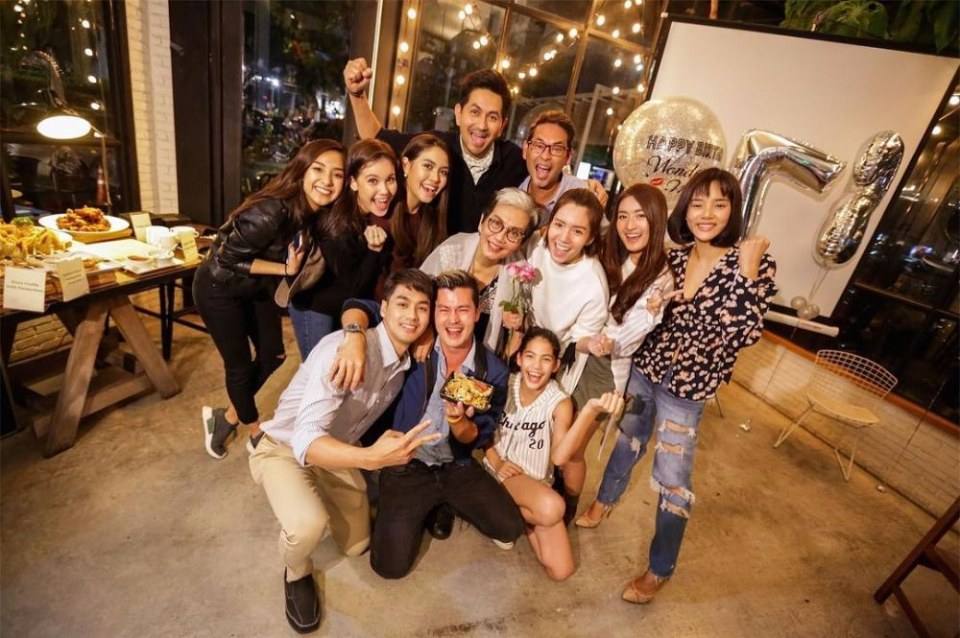สื่อรักสำผัสหัวใจ