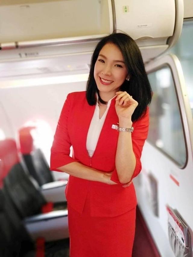 นิ้ง-สายการบิน AirAsia