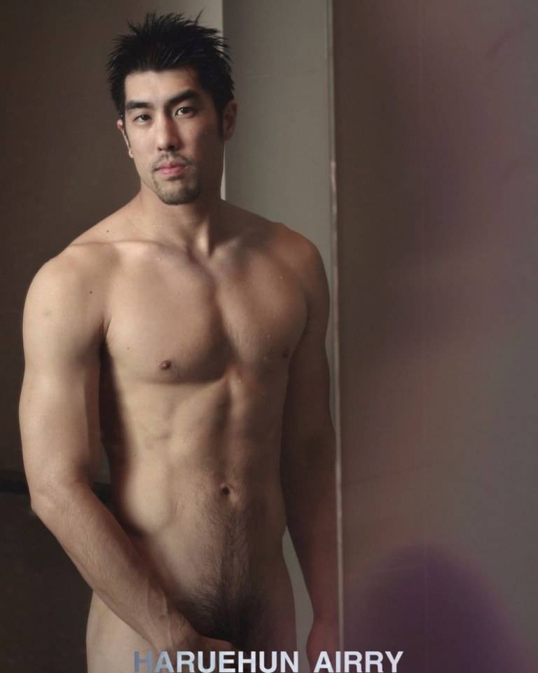 เมื่อเขาโชว์