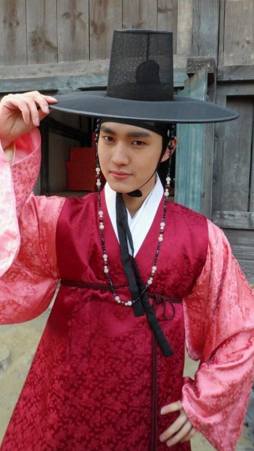 The Moon That Embraces the Sun