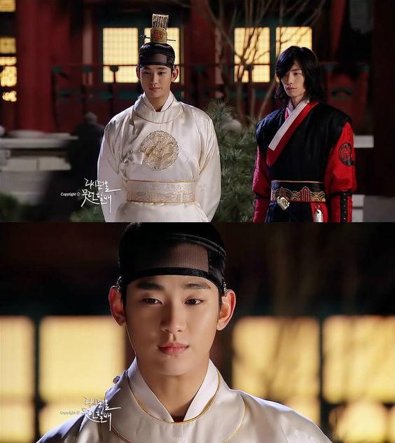The Moon That Embraces the Sun