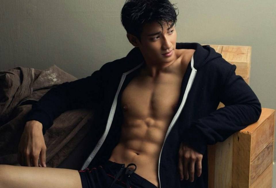 Sexy Guy 123