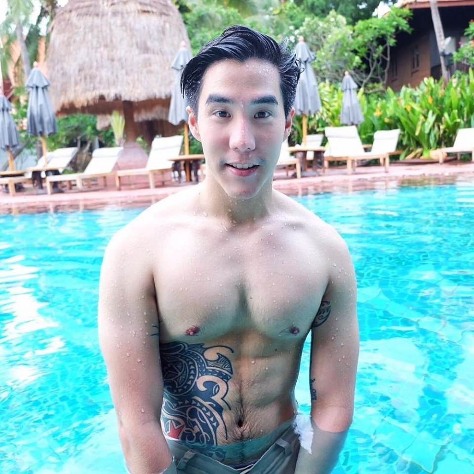 เลียเพลิน