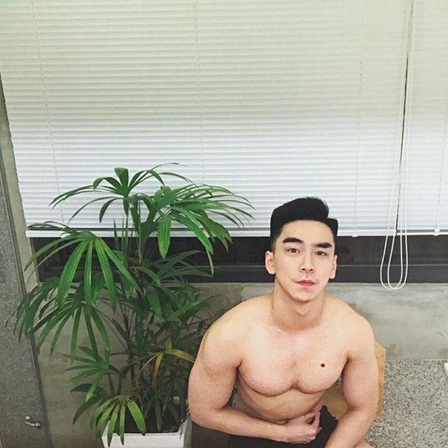เลียเพลิน