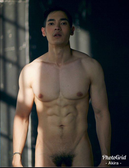 hot male 253 (18+)