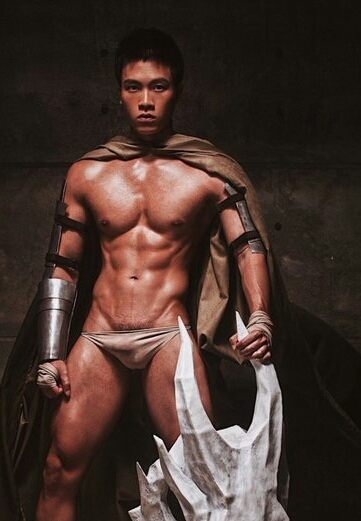 hot male 253 (18+)