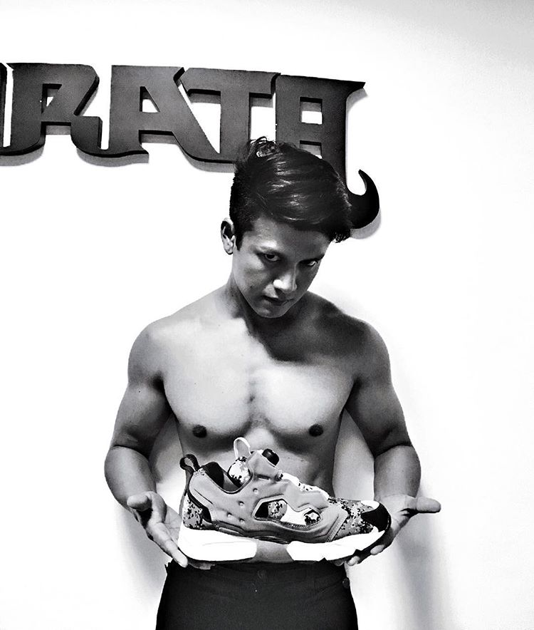 "อาลีฟ" นักร้องนำ วง PARATA หล่อคมเข้ม หุ่นดี