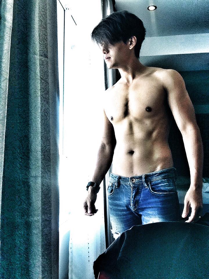 "อาลีฟ" นักร้องนำ วง PARATA หล่อคมเข้ม หุ่นดี