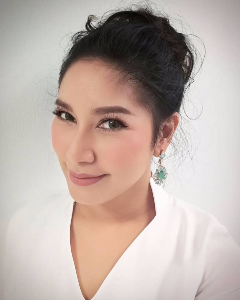 เบ้นซ์​ ​พร​ชิ​ตา​