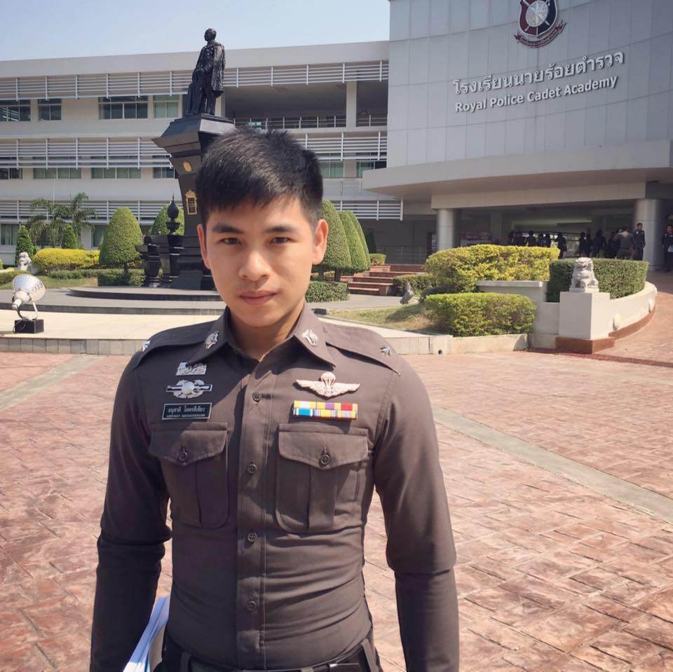 หยิกแก้ม เยิฟๆ 2,283