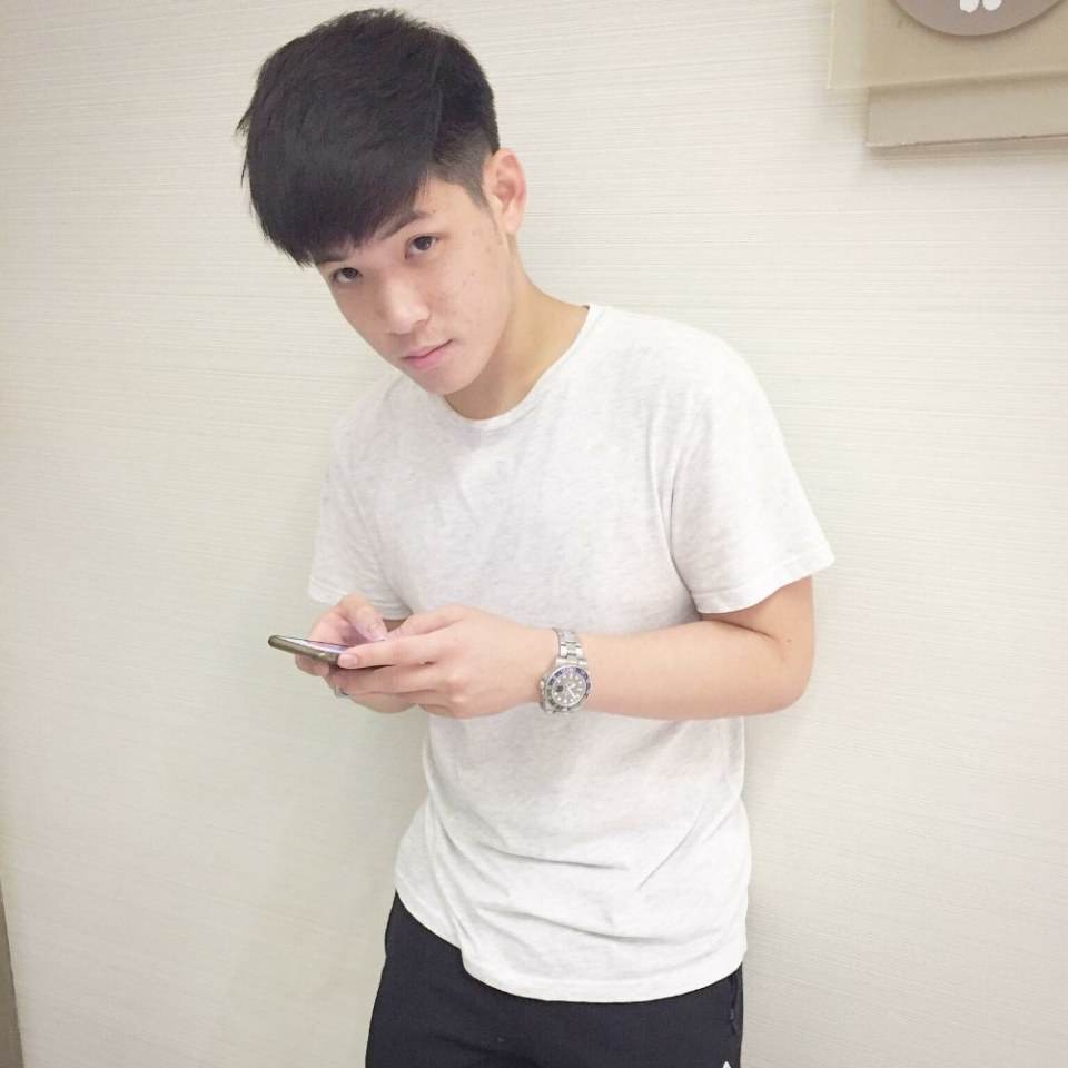 หยิกแก้ม เยิฟๆ 2,283