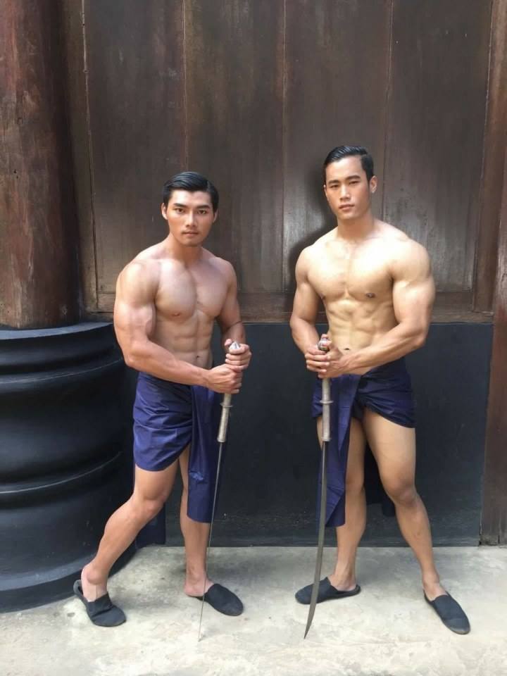 แขนจะแตกแล้วค่ะที่รักขา 2,287