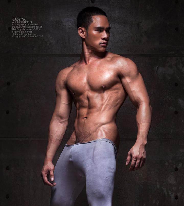 hot male 256 (18+)