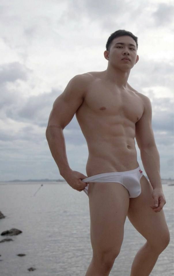 hot male 256 (18+)
