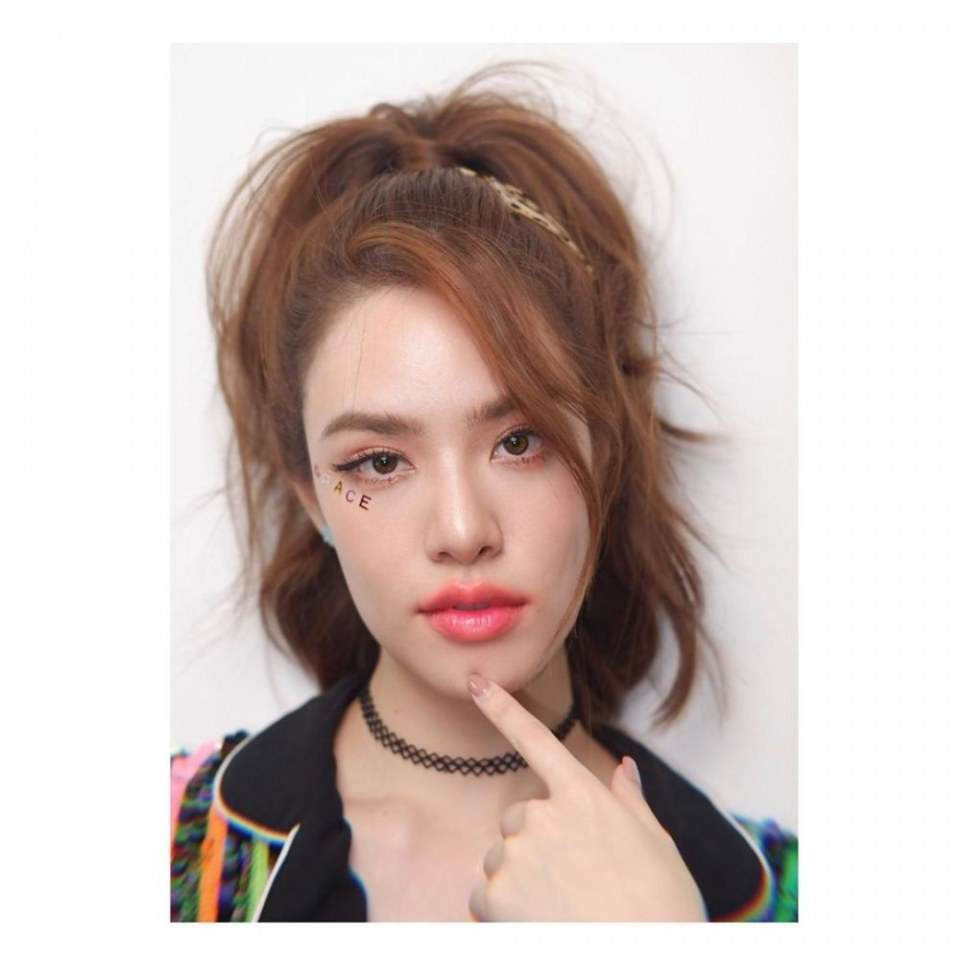 เกรซ  กาญจน์เกล้า