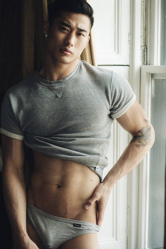 hot male 258 (18+)