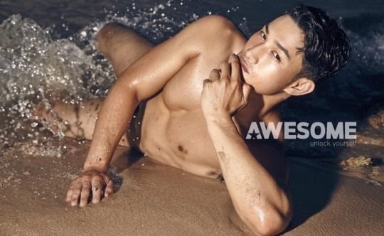 หนุ่มหล่อขึ้นปก 06