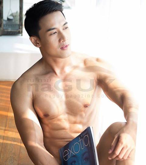 หนุ่มหล่อขึ้นปก 12