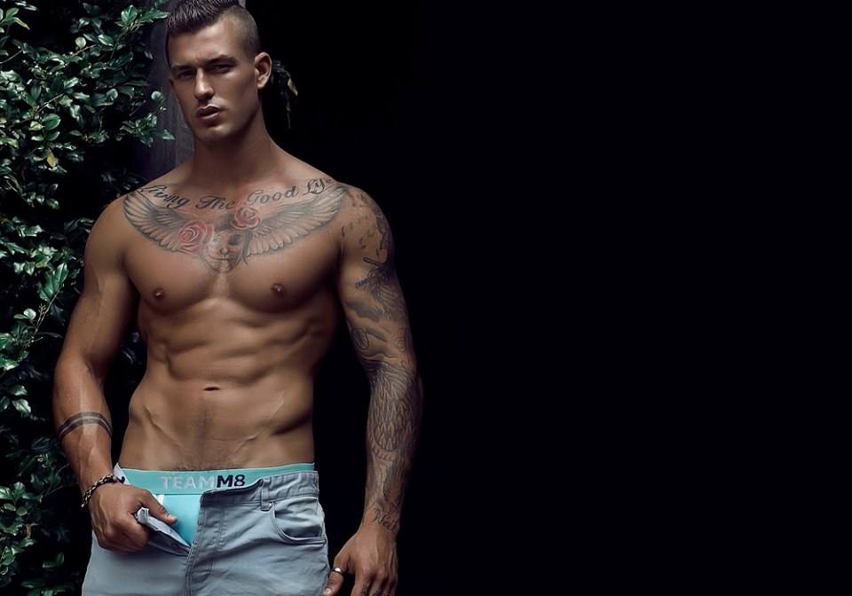 นายแบบ จาก ยุโรป MAN GRUSH....2EROS&rsquo; Willow Swimwear