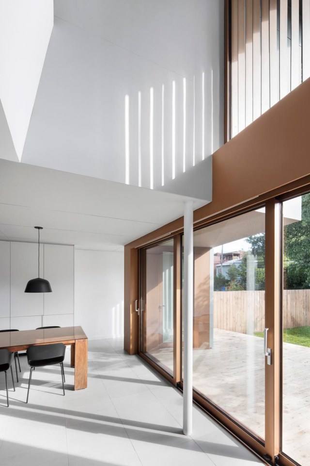 De la Roche Residence by Naturehumaine