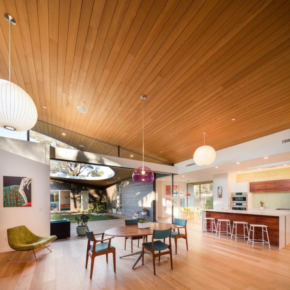 Avocado Acres House by LLoyd Russell
