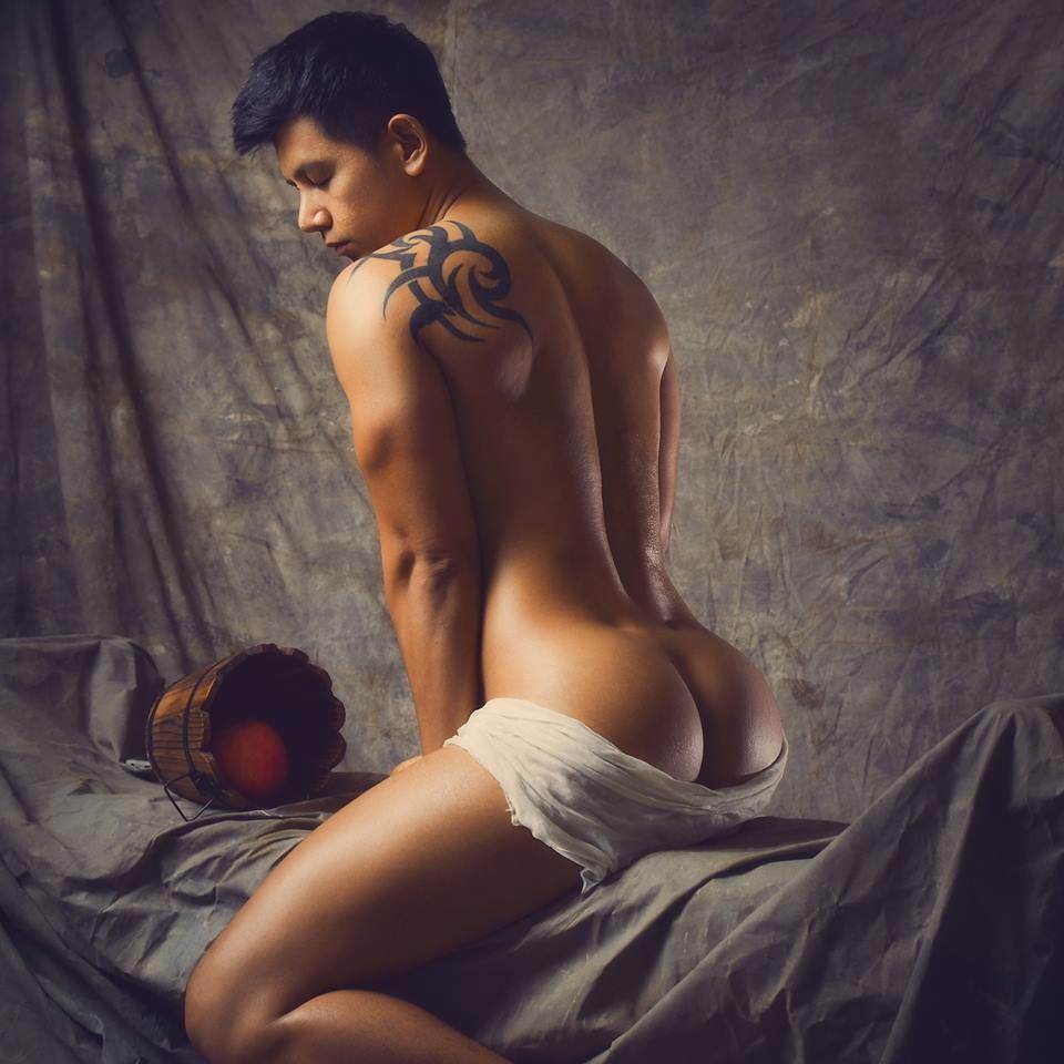 hot male 260 (18+)