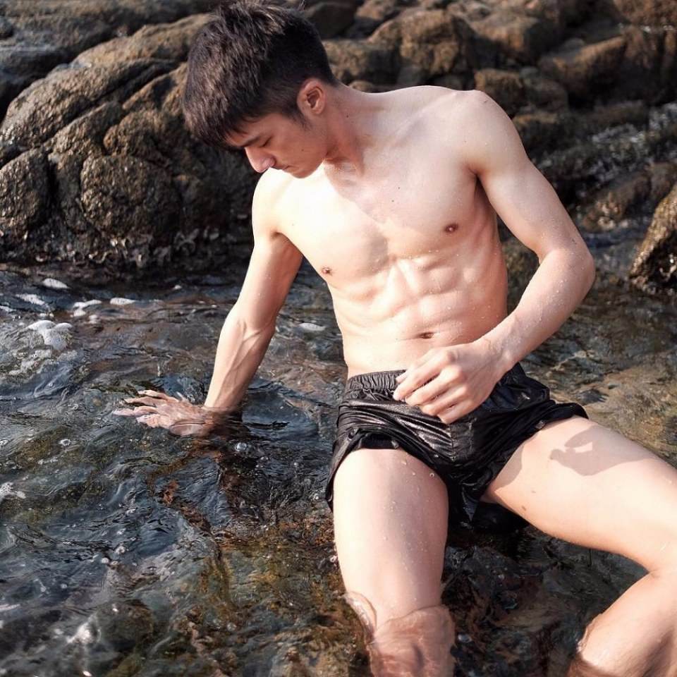 ลึกแน่ 2,327