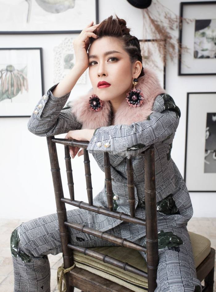 เชียร์-ฑิฆัมพร @ AROUND Magazine issue 92 November 2017