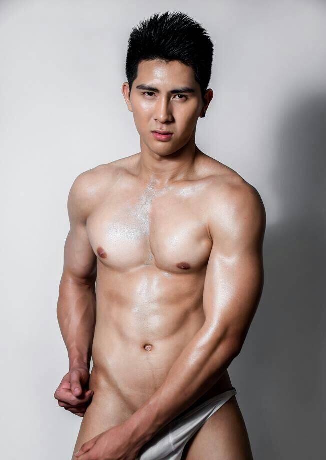 hot male 262 (18+)