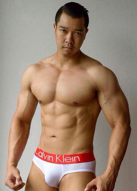 hot male 263 (18+)