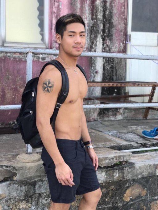 hot male 263 (18+)