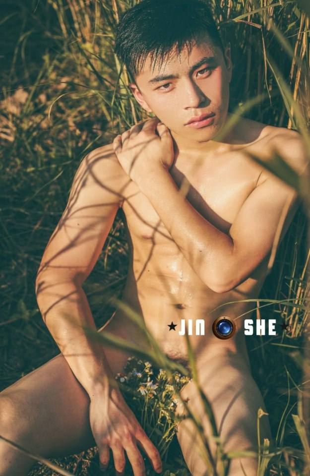 hot male 264 (18+)