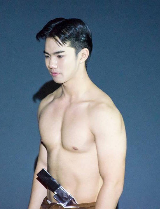 แซ่บ