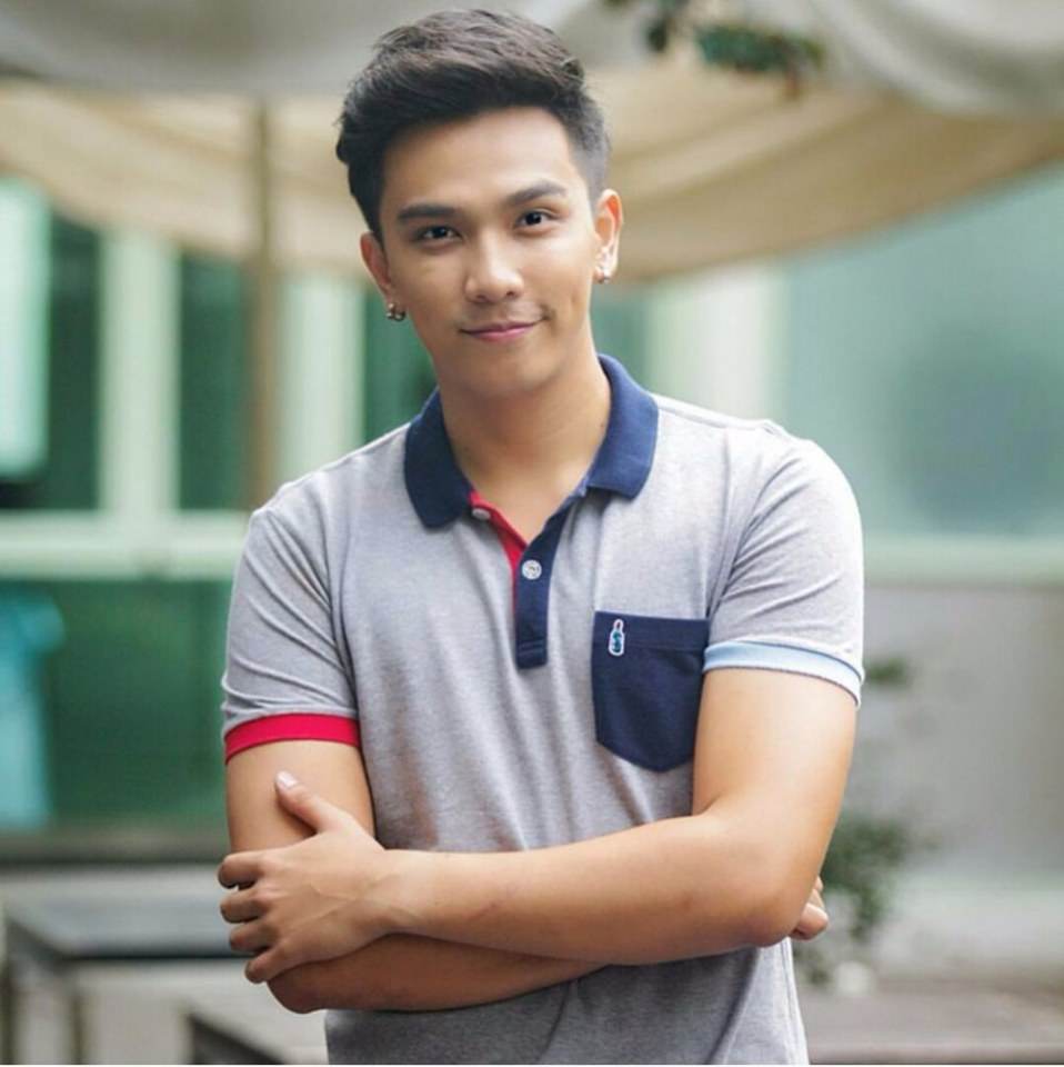 แซ่บ