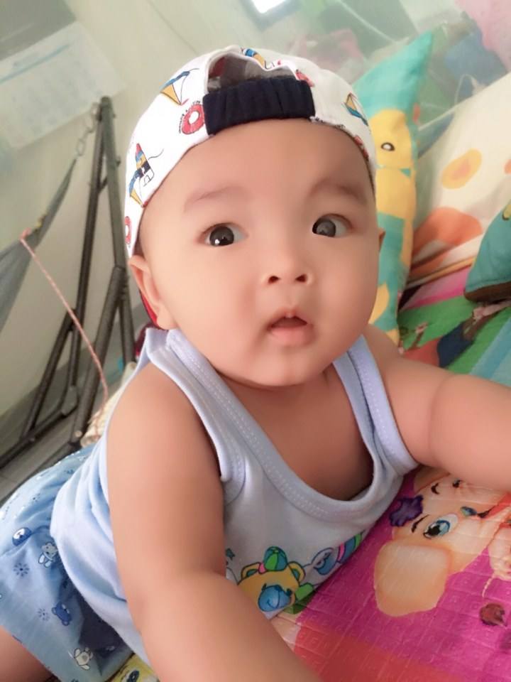 น้องจูเนียร์ อายุ 4 เดือน ครับป๋ม
