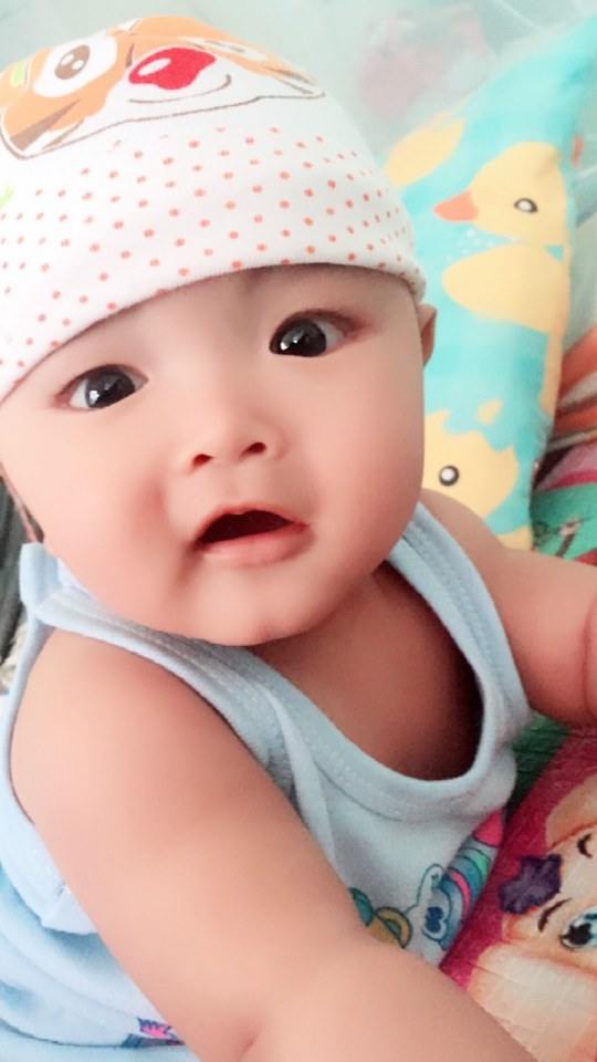 น้องจูเนียร์ อายุ 4 เดือน ครับป๋ม