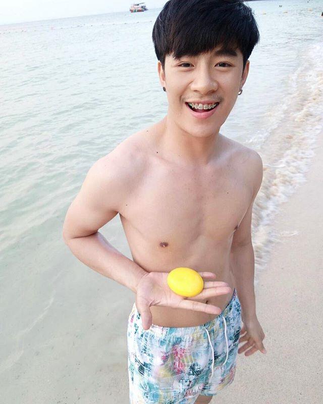 ลิ้นสั่น