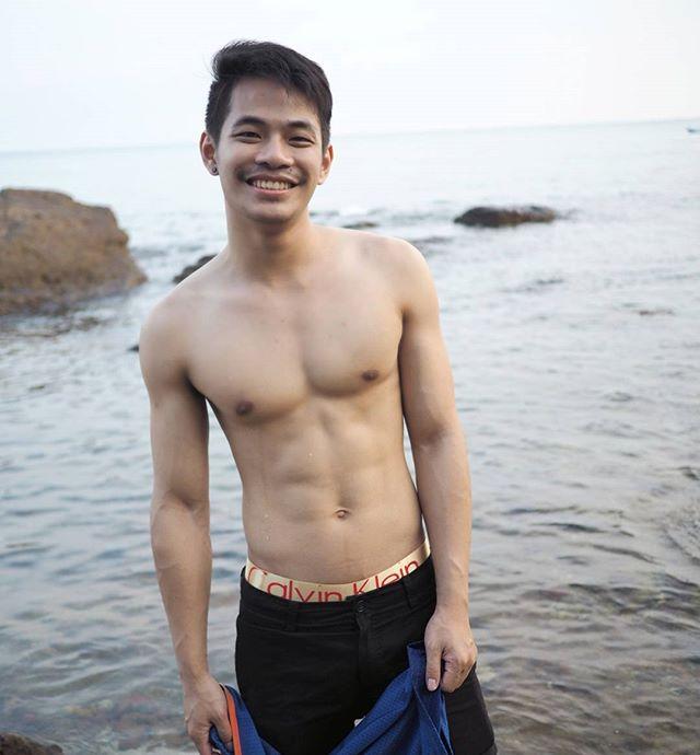 ถ้าชอบก็ กดติด*